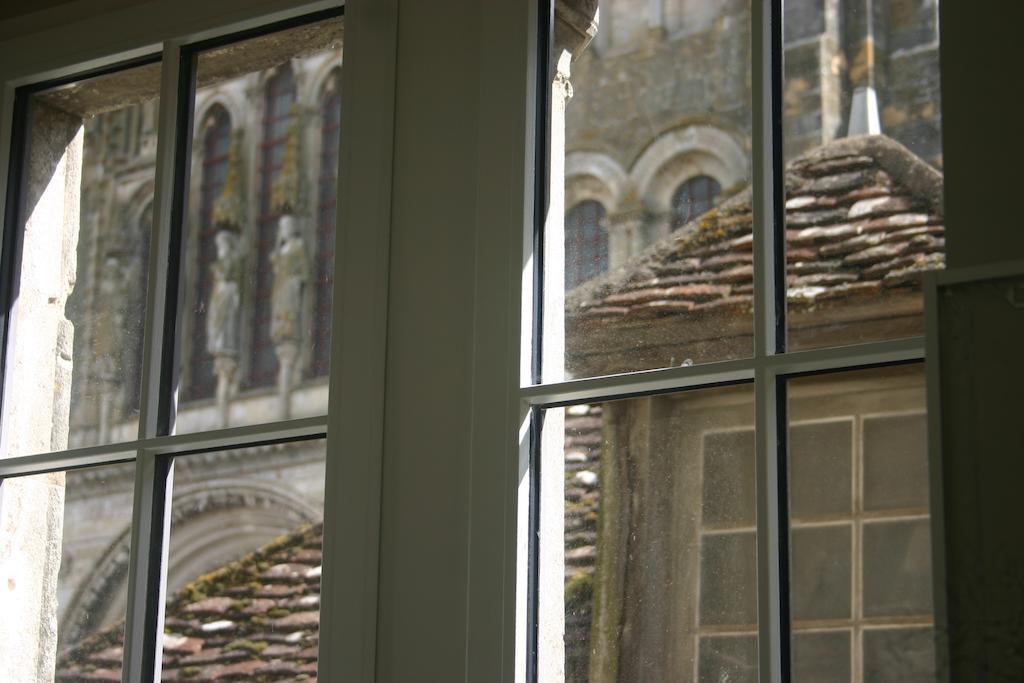 Hotel Sy-La Terrasse Vézelay Habitación foto